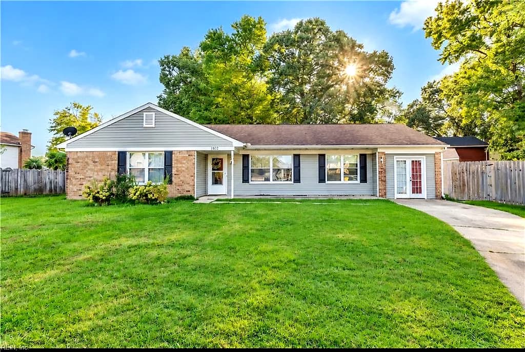 1805 Saranac CT, VIRGINIA BEACH VA 23453 - Main photo