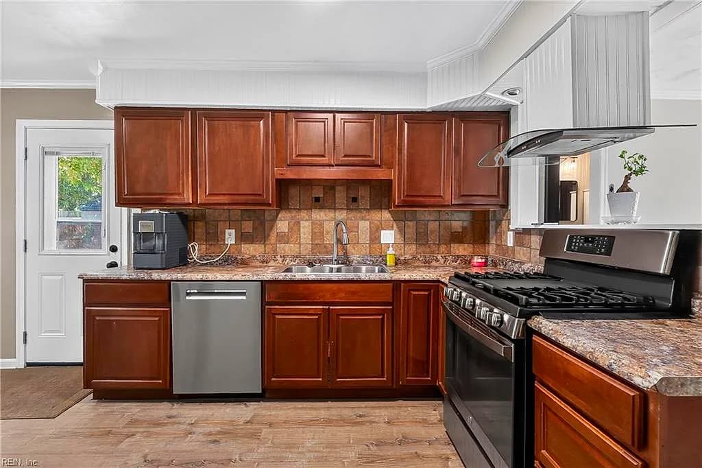 1816 Mullholand Drive DR, VIRGINIA BEACH VA 23454 thumb 9
