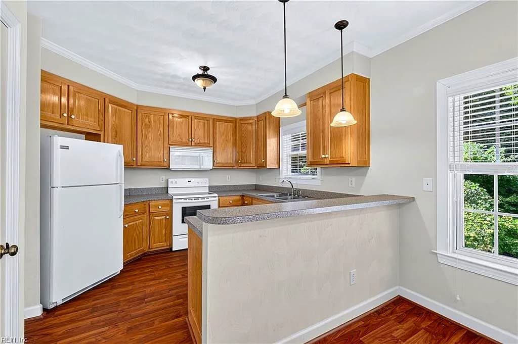 375 N College DR, FRANKLIN VA 23851 thumb 11
