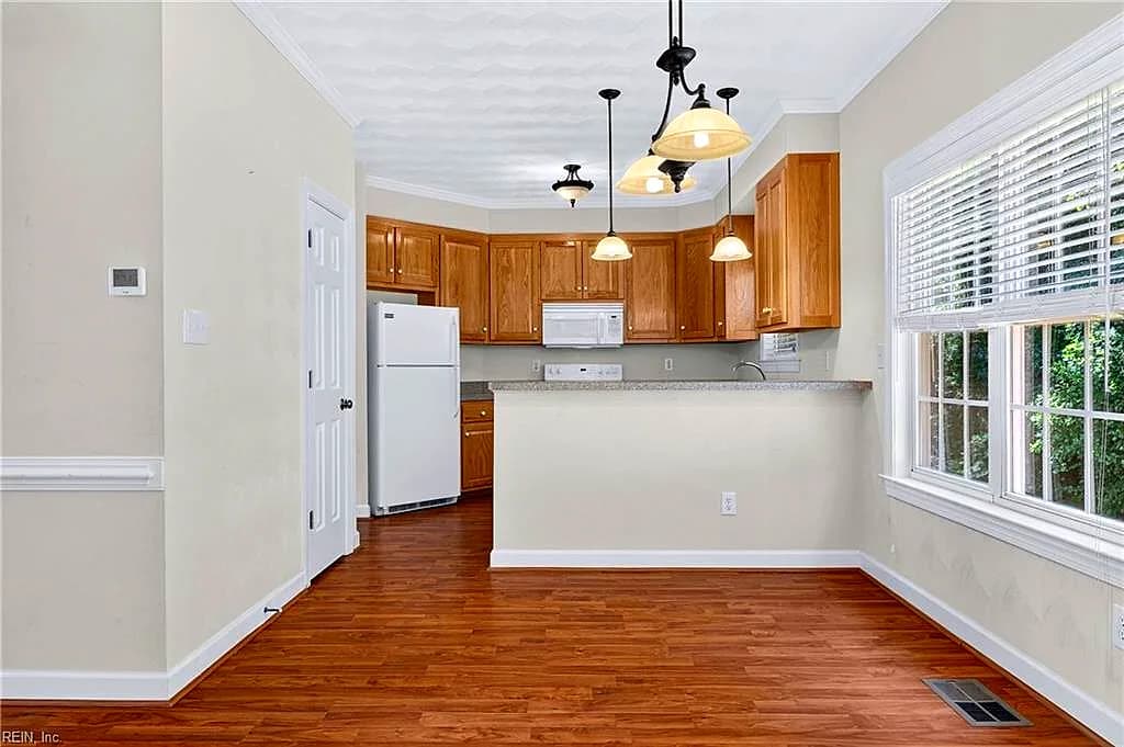 375 N College DR, FRANKLIN VA 23851 thumb 10