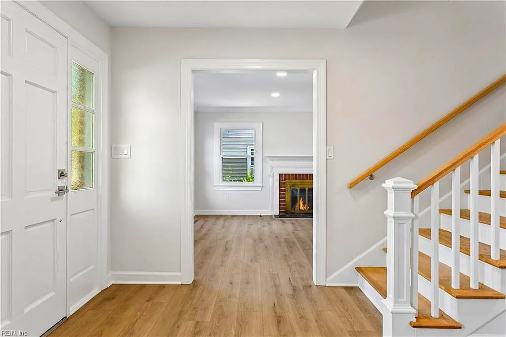 4012 Buchanan DR, HAMPTON VA 23669 thumb 8