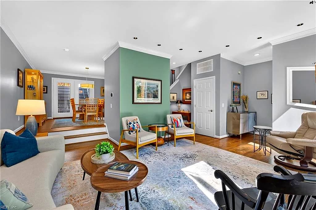 915 Botetourt GDNS, NORFOLK VA 23507 thumb 12