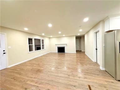 701 Forrest DR, NEWPORT NEWS VA 23601 thumb 3