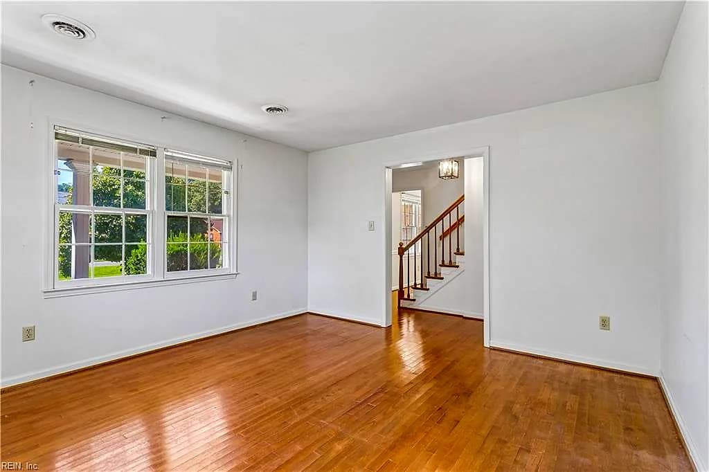 122 Tabb LN, YORKTOWN VA 23693 thumb 8