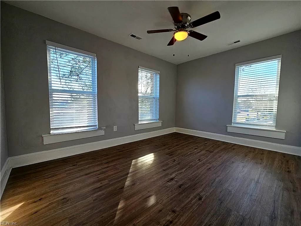 3235 Flanders AVE #3, NORFOLK VA 23509 - Photo 5