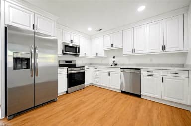 121 Phillips LN, NEWPORT NEWS VA 23602 thumb 12