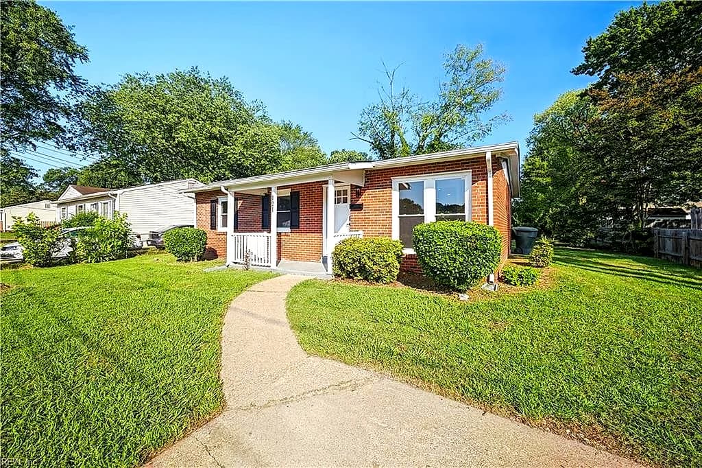 121 Phillips LN, NEWPORT NEWS VA 23602 thumb 6
