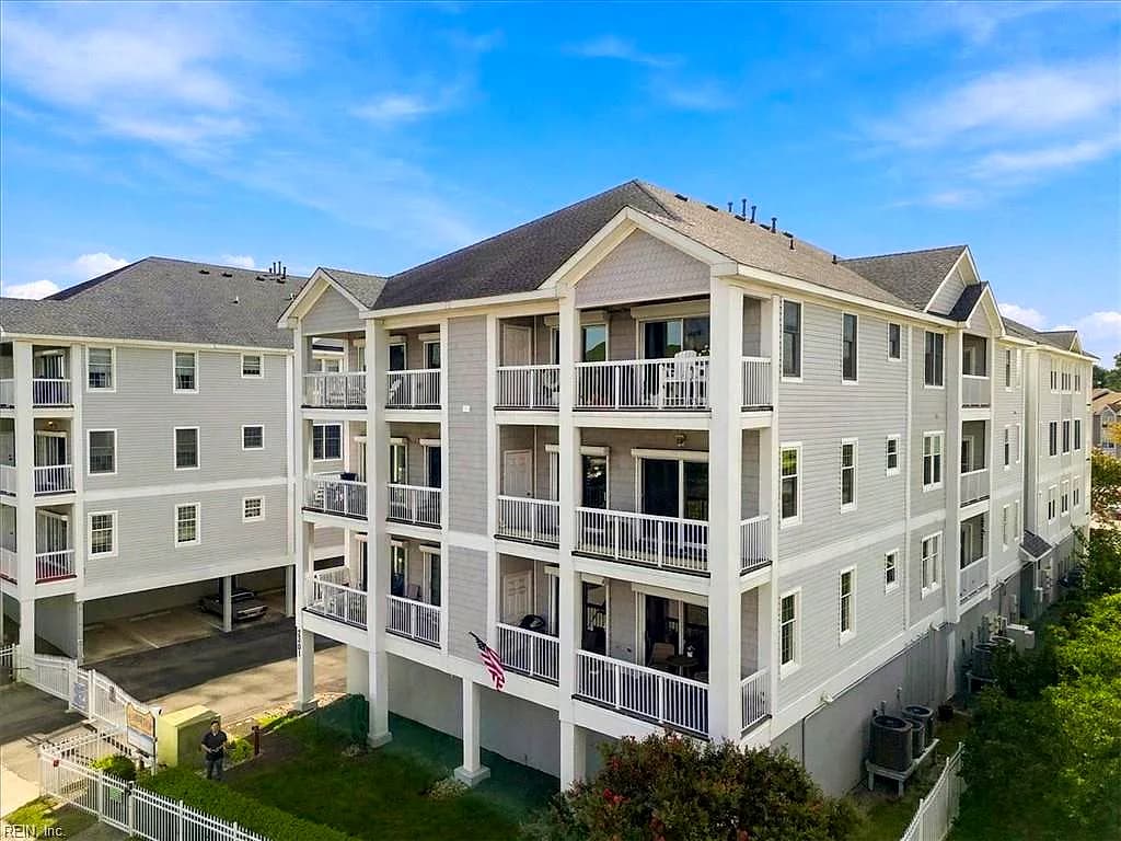 2301 Page Harbor Landing  unit 205 LNDG, VIRGINIA BEACH VA 23451 - Photo 3