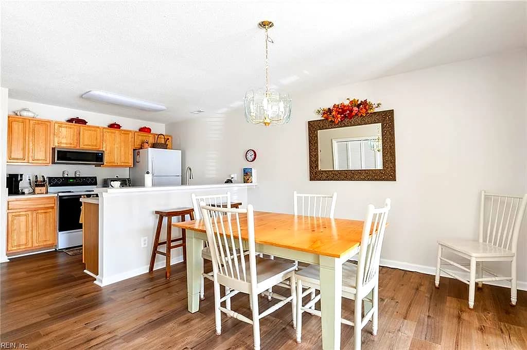 2104 Westgate CIR, WILLIAMSBURG VA 23185 thumb 11