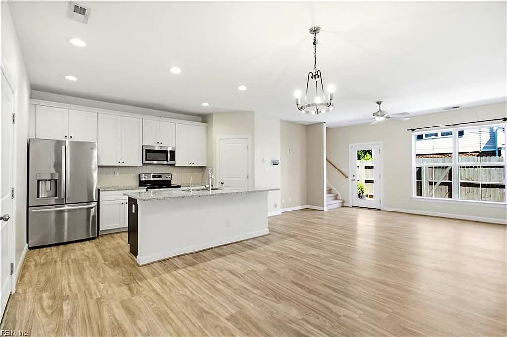 2429 Fieldsway DR, CHESAPEAKE VA 23320 thumb 8