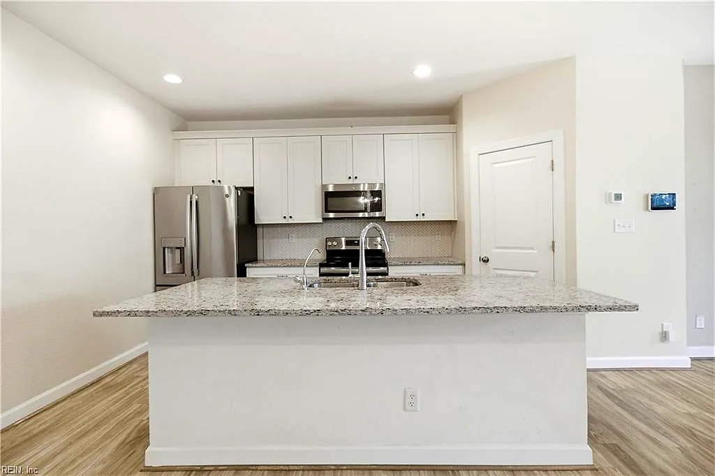 2429 Fieldsway DR, CHESAPEAKE VA 23320 thumb 9