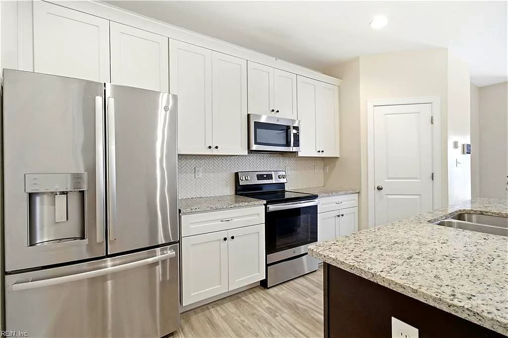 2429 Fieldsway DR, CHESAPEAKE VA 23320 thumb 10