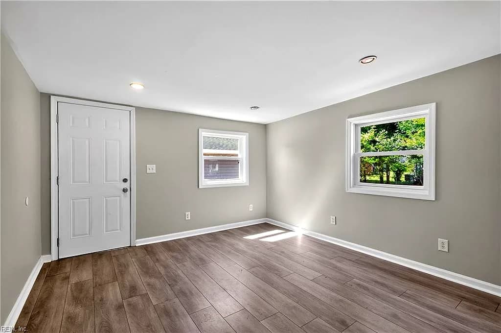 523 Reddick RD, NEWPORT NEWS VA 23608 thumb 8