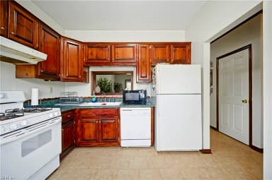 719 Creekside CRES, CHESAPEAKE VA 23320 thumb 8