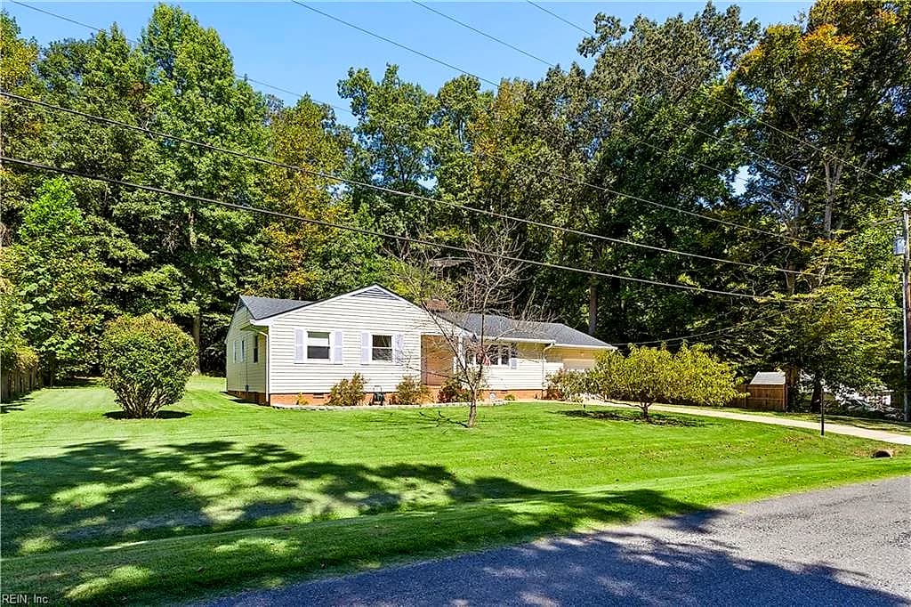 6038 Pine RD, QUINTON VA 23141 - Photo 3