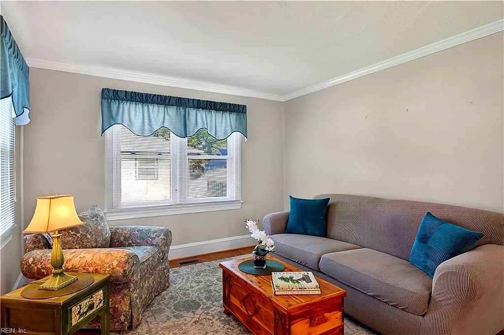 2528 Shafer ST, NORFOLK VA 23513 - Photo 5