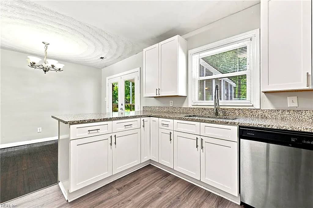 2615 Cedar RD, CHESAPEAKE VA 23323 thumb 10