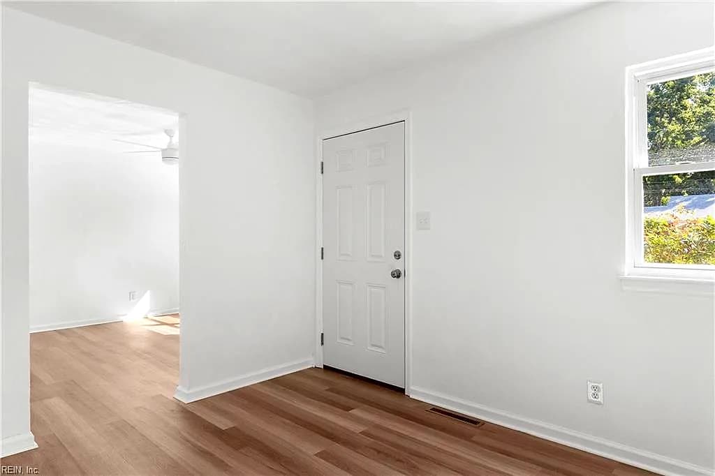 417 Taldan AVE, VIRGINIA BEACH VA 23462 - Photo 4