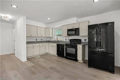 8239 Redwood CIR, NORFOLK VA 23518 thumb 7