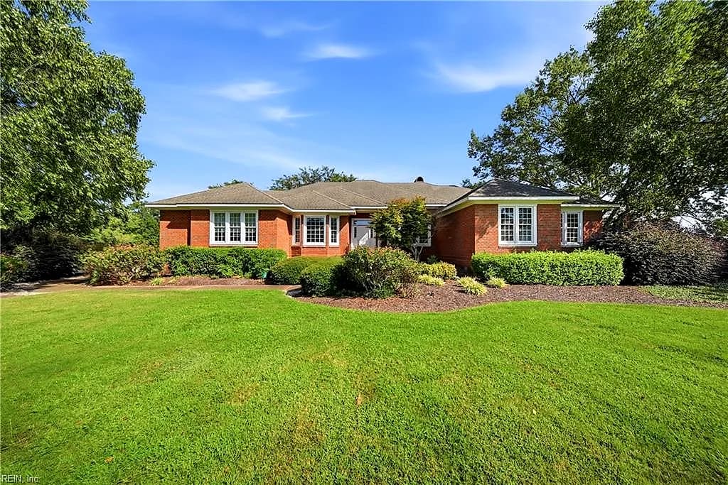2329 Centerville TPKE S, CHESAPEAKE VA 23322 - Main photo