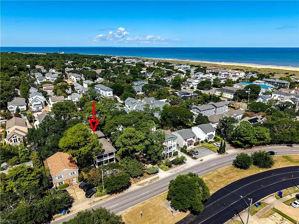 215 83rd ST #B, VIRGINIA BEACH VA 23451 - Photo 2
