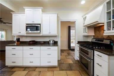 215 83rd ST #B, VIRGINIA BEACH VA 23451 thumb 10