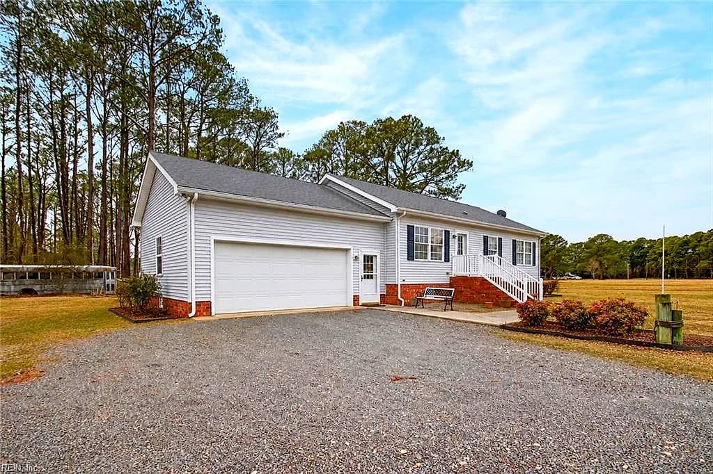 76 Bavon WAY, PORT HAYWOOD VA 23138 - Photo 4