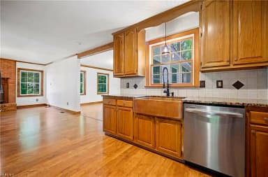 6657 Branch RD, HAYES VA 23072 thumb 5