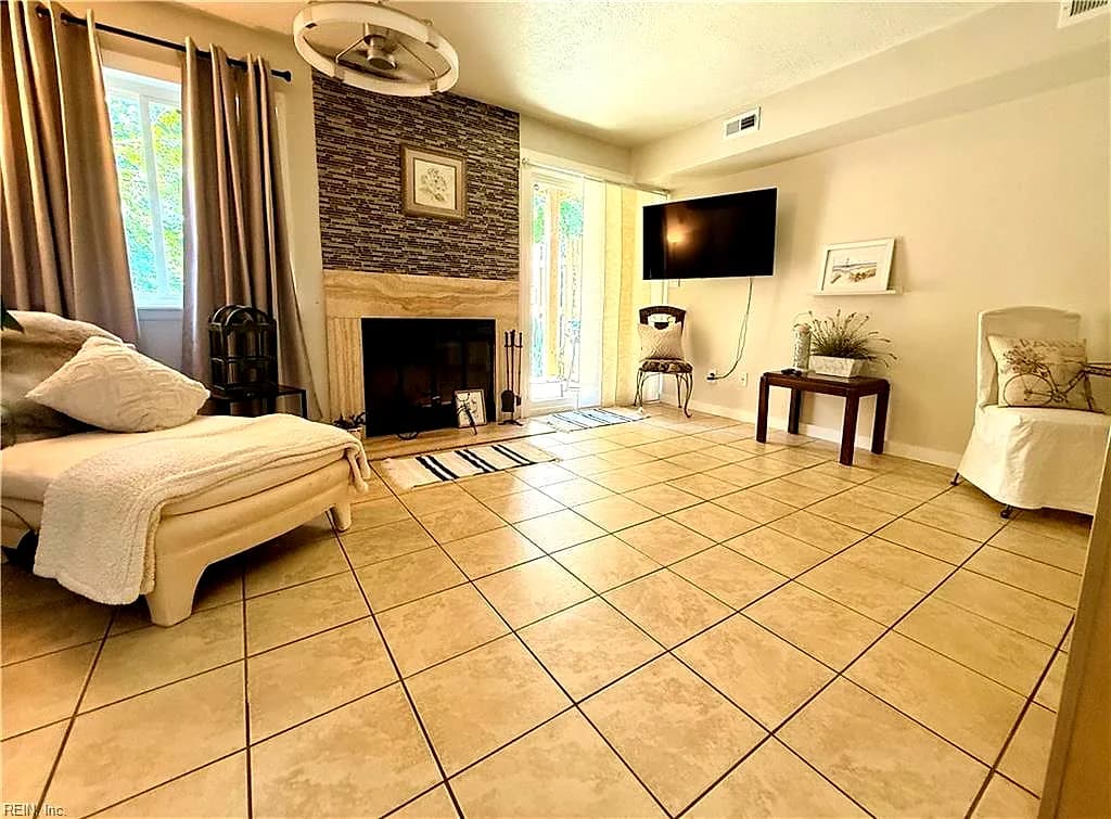 839 Virginia CT, VIRGINIA BEACH VA 23451 - Photo 3
