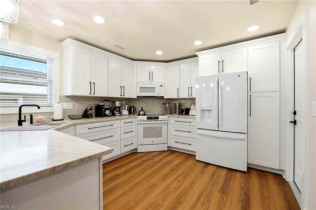 112 72nd ST, VIRGINIA BEACH VA 23451 thumb 6