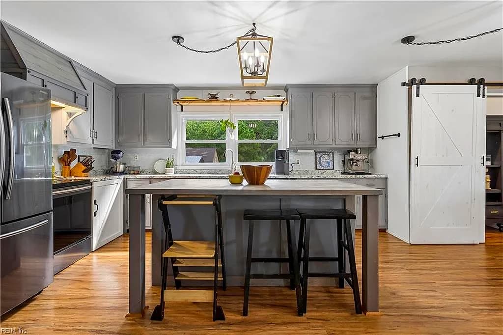 219 Wind Mill Point RD, HAMPTON VA 23664 thumb 7