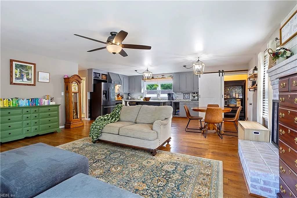 219 Wind Mill Point RD, HAMPTON VA 23664 thumb 8