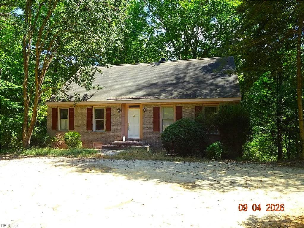 1350 Jamestown RD, WILLIAMSBURG VA 23185 - Photo 2