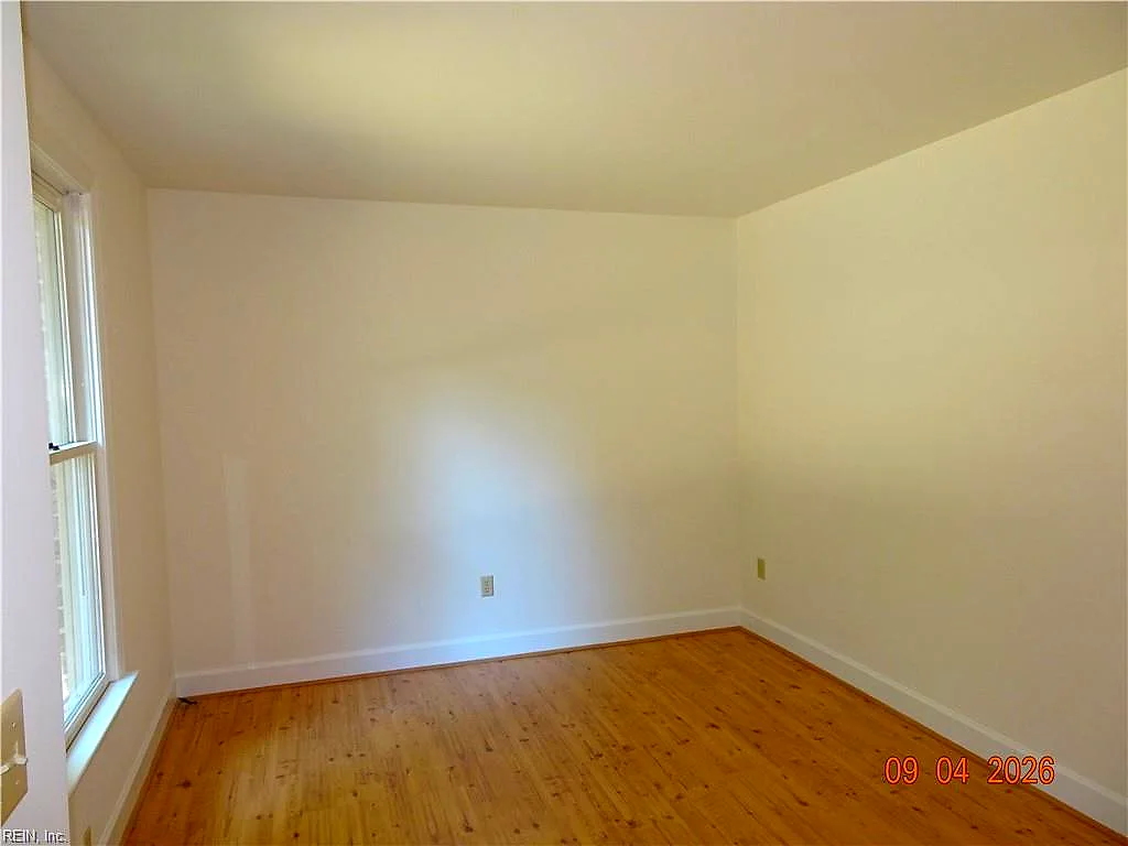 1350 Jamestown RD, WILLIAMSBURG VA 23185 - Photo 3