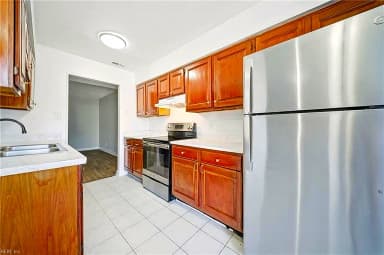 3527 Radford CIR, CHESAPEAKE VA 23321 thumb 3