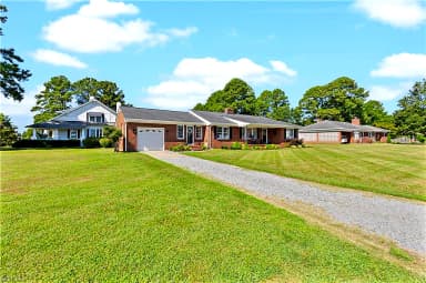 107 Grove AVE, SUFFOLK VA 23434 thumb 3