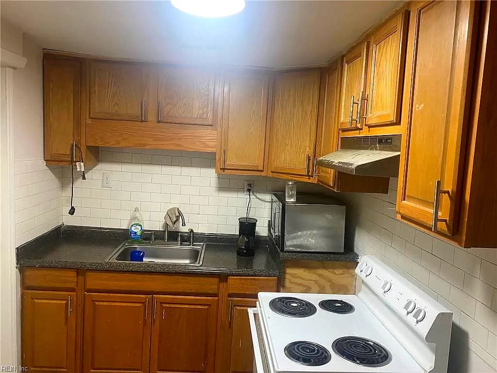 15 Haughton AVE, NEWPORT NEWS VA 23606 thumb 12