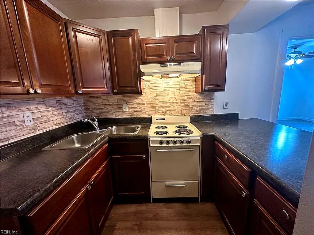 320 Washington ST #C, PORTSMOUTH VA 23704 thumb 8