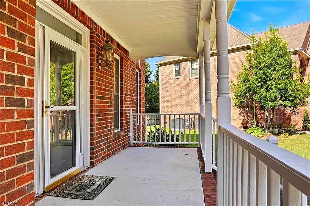 804 Wakedale ARCH, CHESAPEAKE VA 23322 - Photo 3