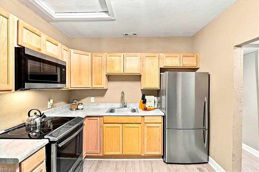 1027 31st ST, NEWPORT NEWS VA 23607 thumb 12