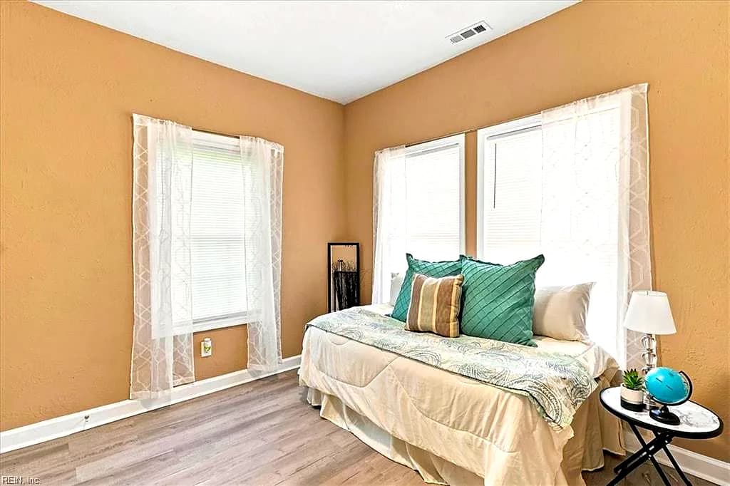 1027 31st ST, NEWPORT NEWS VA 23607 - Photo 5