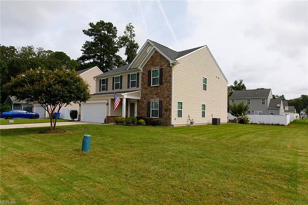 642 Newman DR, NEWPORT NEWS VA 23601 - Photo 4