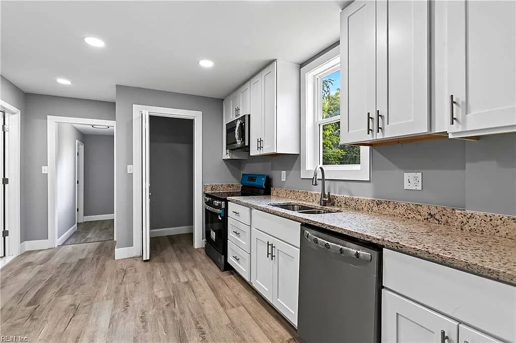 307 Hickory AVE, NEWPORT NEWS VA 23607 thumb 12