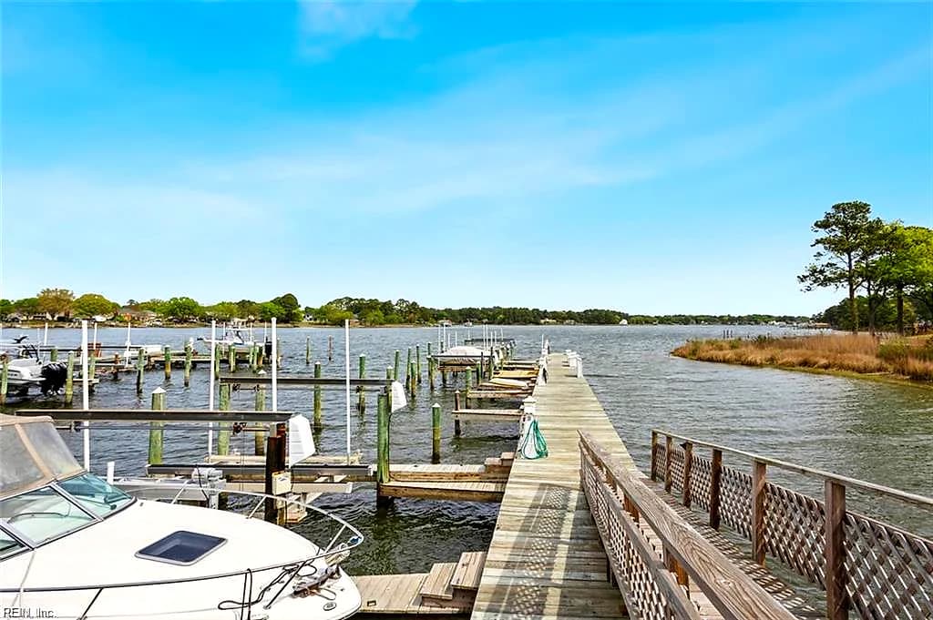 28 Sandie PT, PORTSMOUTH VA 23701 - Photo 5