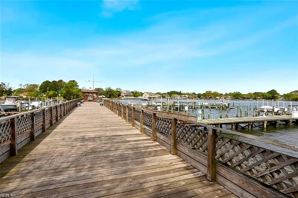 28 Sandie PT, PORTSMOUTH VA 23701 thumb 6