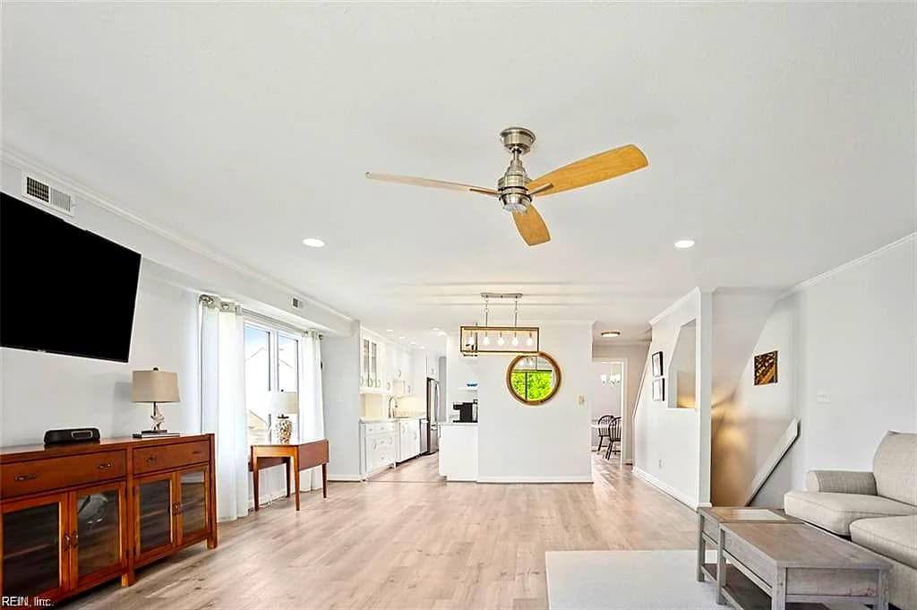 28 Sandie PT, PORTSMOUTH VA 23701 thumb 8