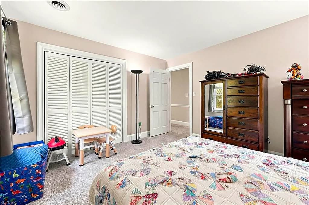 5 Lynn DR, PORTSMOUTH VA 23707 thumb 9