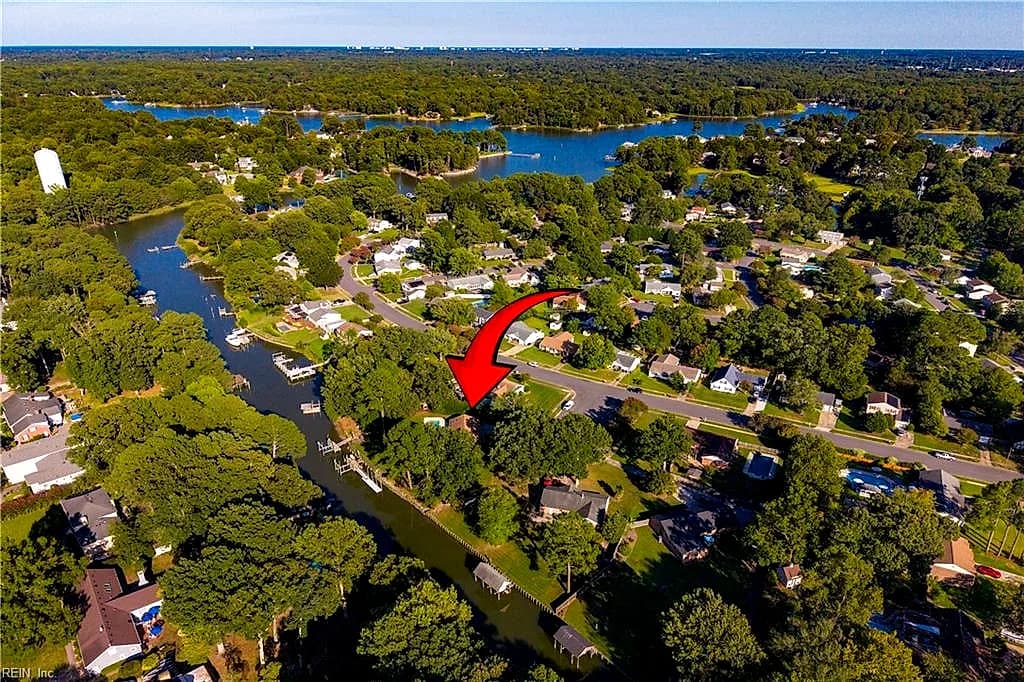 4304 Saint James CT, VIRGINIA BEACH VA 23455 - Photo 5