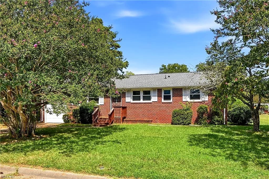 3 Battle RD, HAMPTON VA 23666 - Photo 3
