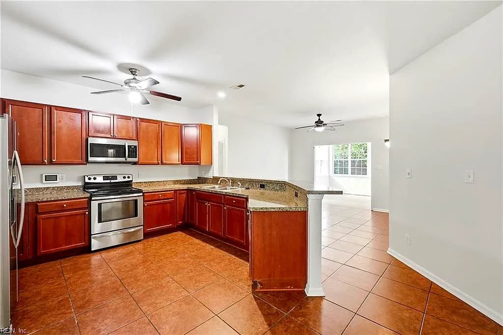 130 Lighthouse DR #98, PORTSMOUTH VA 23703 thumb 6